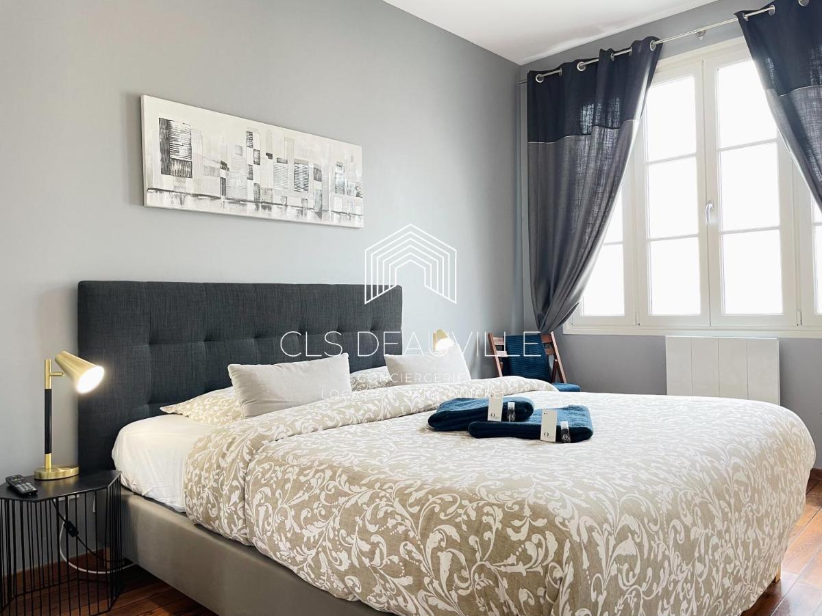 Appartement Coeur De Deauville Bagian luar foto