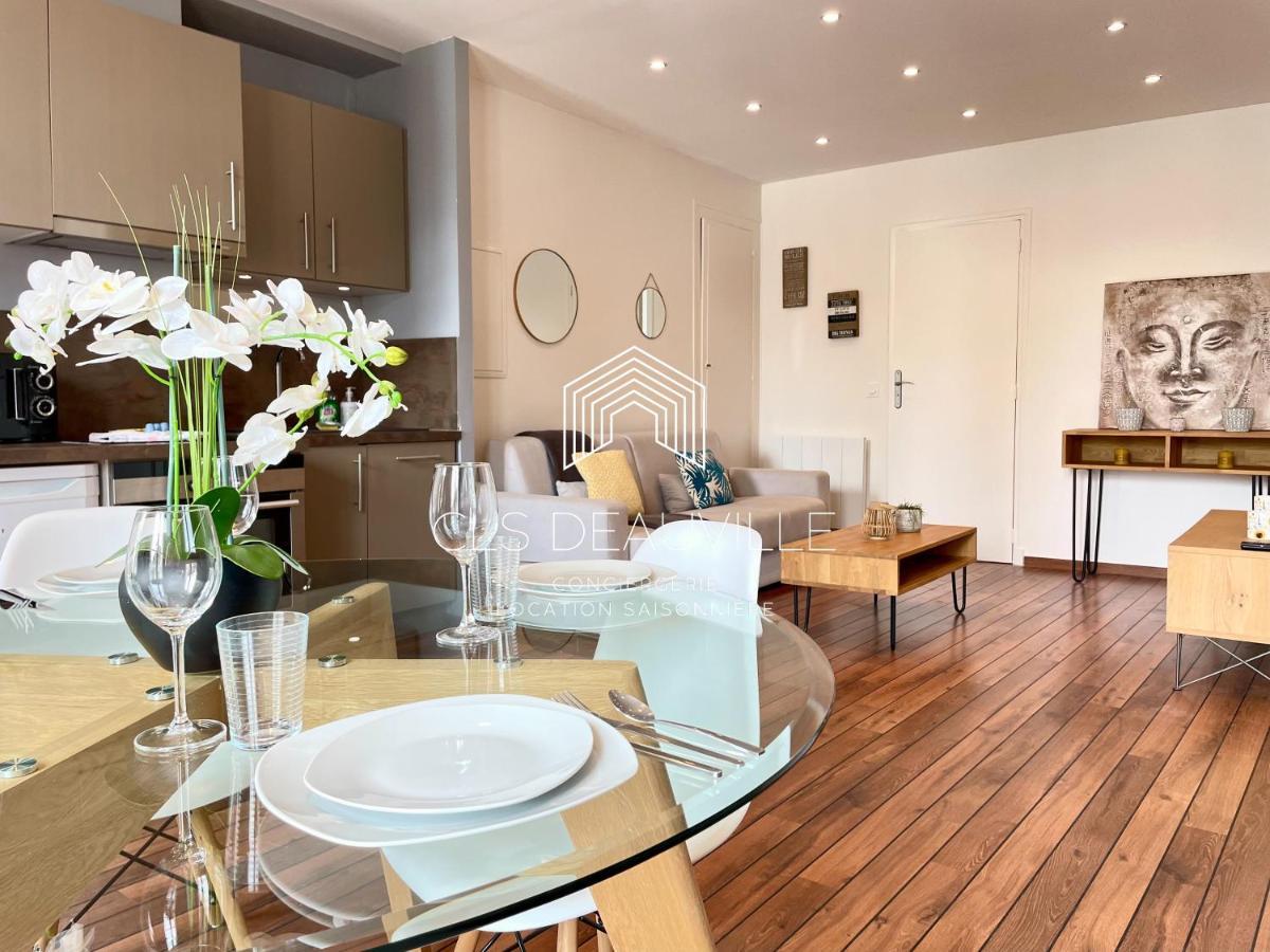 Appartement Coeur De Deauville Bagian luar foto