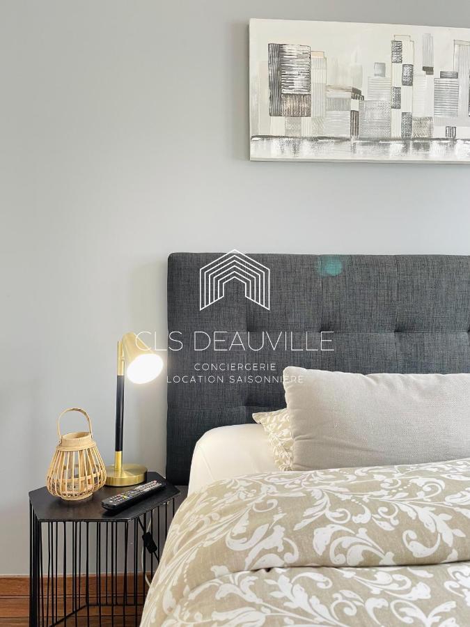 Appartement Coeur De Deauville Bagian luar foto